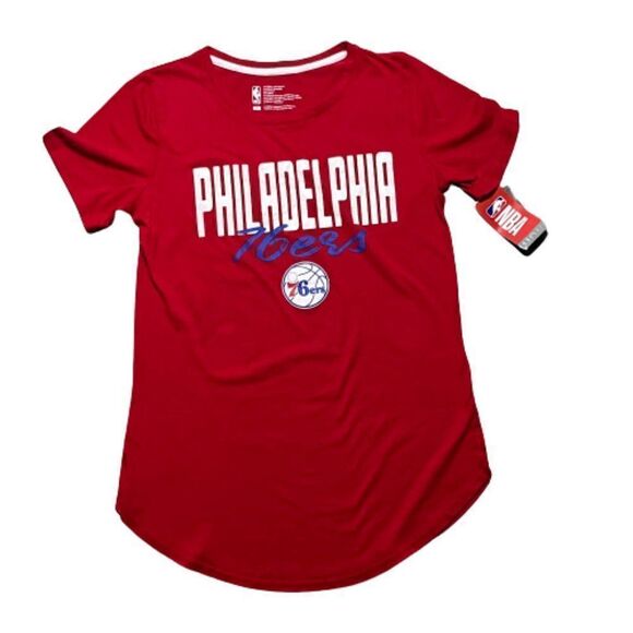Philadelphia 76ers Womens Red Short Sleeve T-Shirt sz. Medium New NBA - Picture 1 of 13